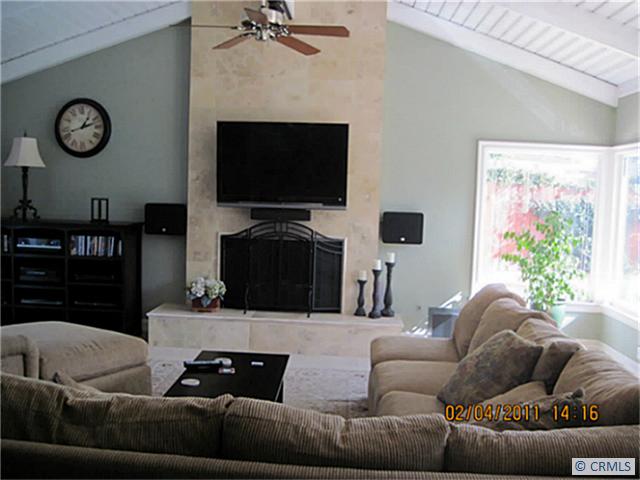 13852 Sanderstead Road, Santa Ana, CA 92705