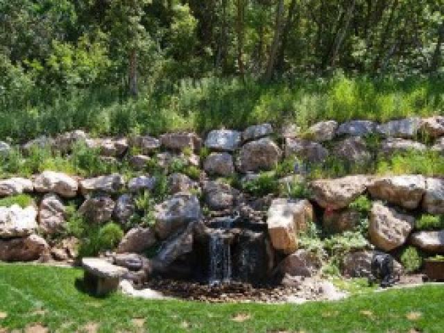 426 E Summerwood Cir S, Bountiful, UT 84010